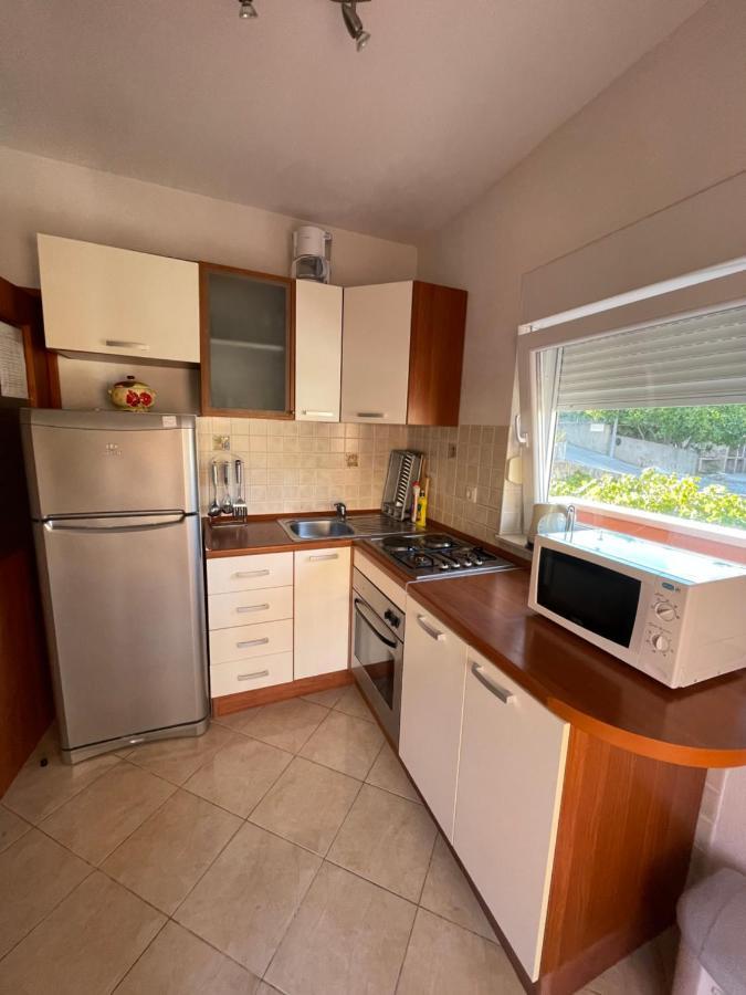 Hotel Apartman Jukic Marina Exterior foto