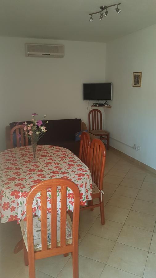 Hotel Apartman Jukic Marina Exterior foto